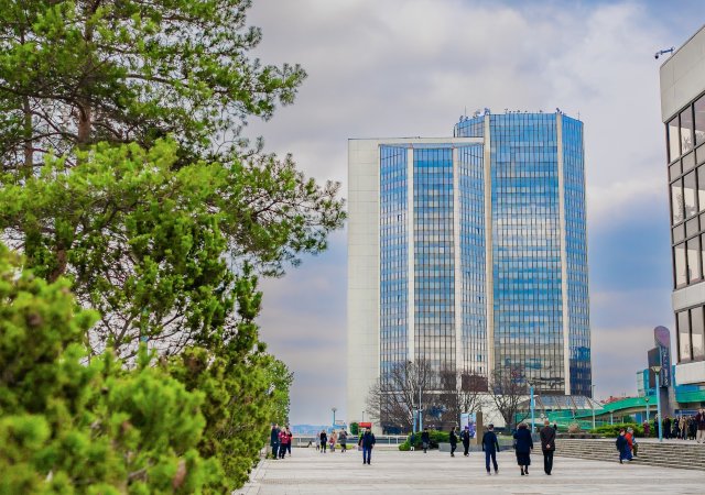 Za pražský hotelový pokoj zaplatili hosté v srpnu v průměru více než v Berlíně, kde cena činila 97 eur