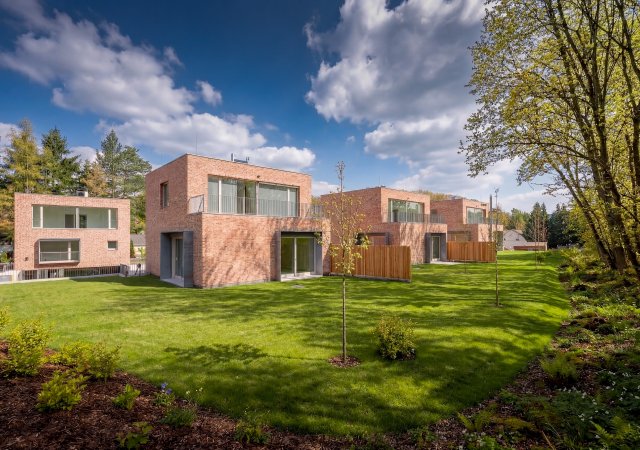 Jenerálka, Praha 6 – nová výstavba v otevřeném terénu Tiché Šárky.