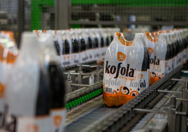 Kofola, výrobní linka