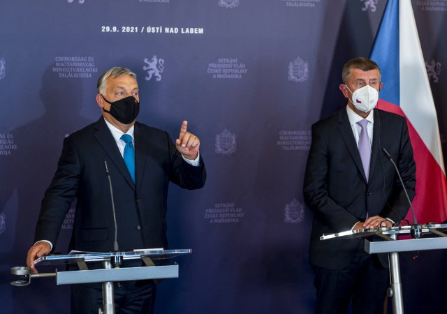 Orbán a Babiš