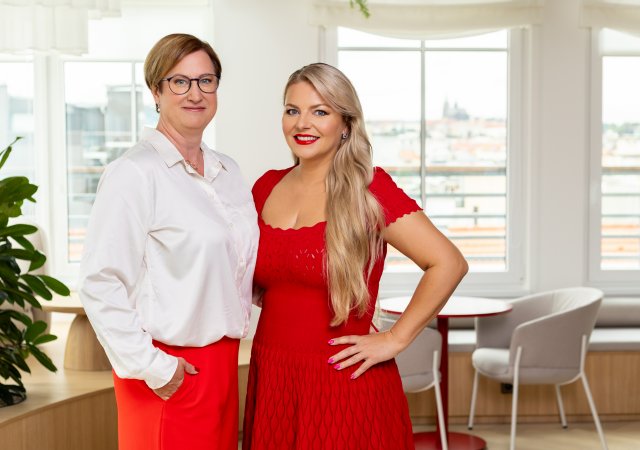 Investorka Simona Kijonková a investiční manažerka JSK Investments Petra Cihlářová (vlevo)