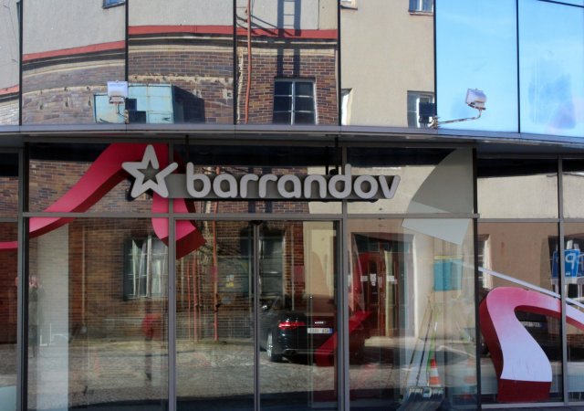 Podnikatel Jan Čermák získal od Jaromíra Soukupa celou TV Barrandov