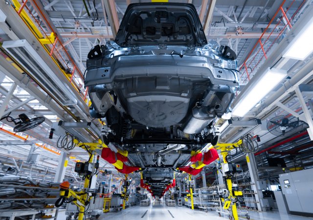 Zájem o vozy se spalovacími motory roste