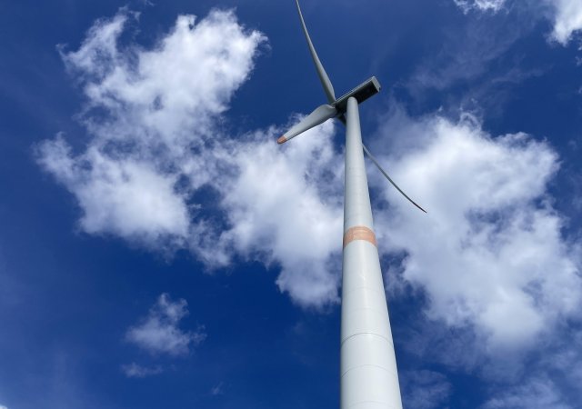 Dvě větrné elektrárny energetické skupiny PRE v Horním Částkově na Sokolovsku ročně vyrobí elektřinu pro tisíce domácností