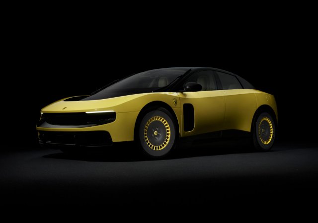 Ferrari Luce