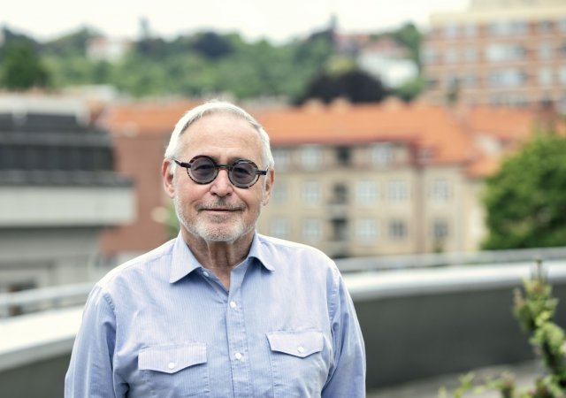 Zdeněk Hostomský vedl výzkum rakoviny v americké farmaceutické firmě Pfizer a šéfoval pražskému Ústavu organické chemie a biochemie (ÚOCHB).