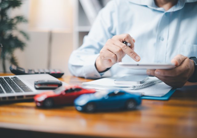 V programu ChatGPT je první česká aplikace, pomůže s autopojištěním