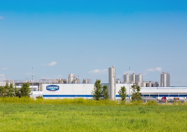 Putin umožnil znárodnění majetku firem Danone i Carlsberg v Rusku