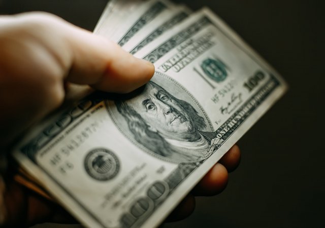 Americký dolar