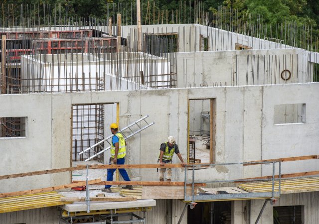 Praha dá Crestylu pozemky na Libeňském ostrově. Výměnou chce dům s dostupnými byty
