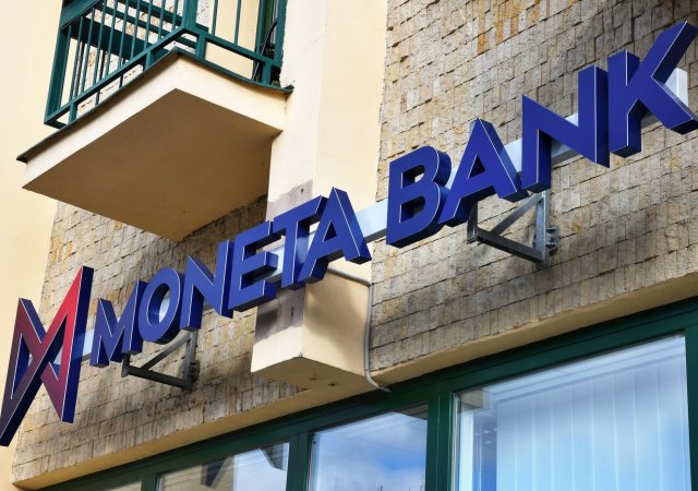 Moneta Money Bank