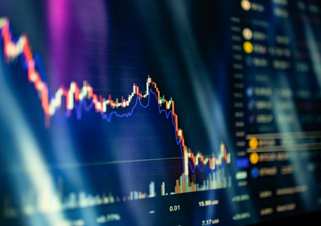 Týden tradera: Americké dluhopisy na tříletém maximu, Nike hrozí vyřazení z prestižního indexu