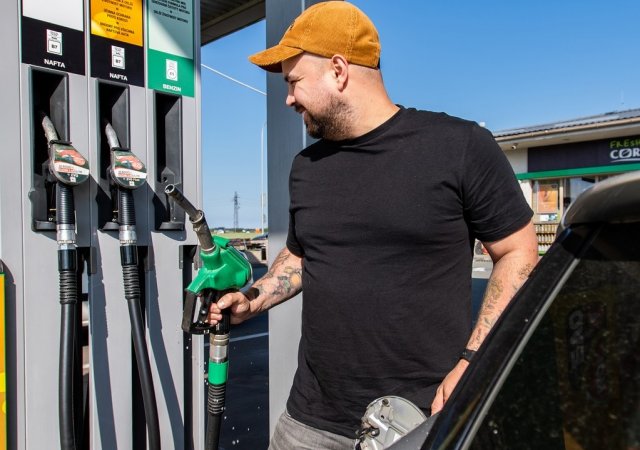 Pohonné hmoty znovu zdraží