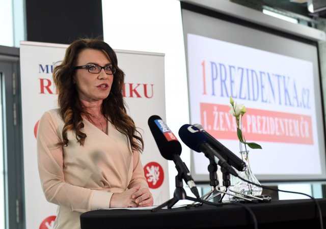 Ústavní soud nevyhověl stížnosti Denisy Rohanové, prezidentských voleb se zúčastnit nemůže.e.