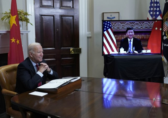 USA a Čína se dohodly na obnovení komunikace mezi svými armádami