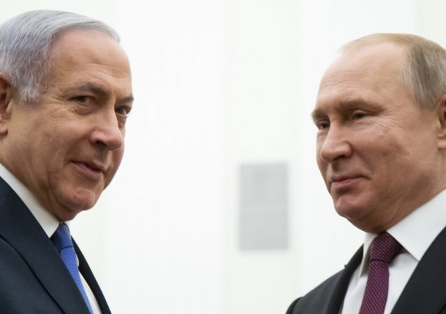 Benjamin Netanjahu a Vladimir Putin