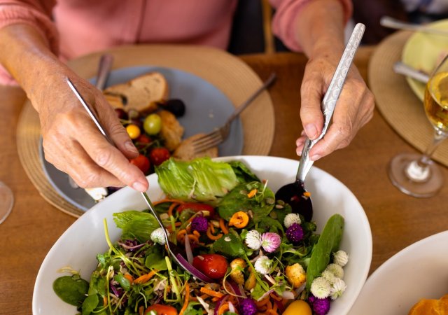Vegetariáni vs. masožravci: Kdo má nižší riziko rakoviny?