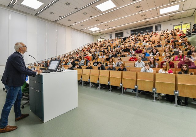 Univerzita Karlova, Lékařská fakulta