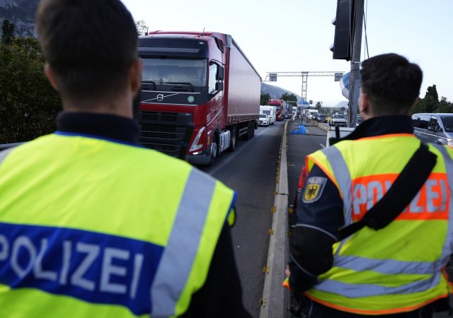 Německá CDU chystá zpřísněná azylová opatření