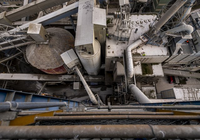 Cementárna, ilustrační foto