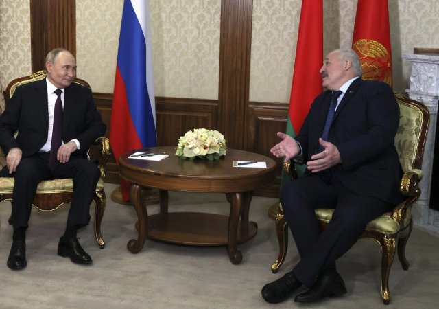 Ruský prezident Vladimir Putin a běloruský vůdce Alexander Lukašenko