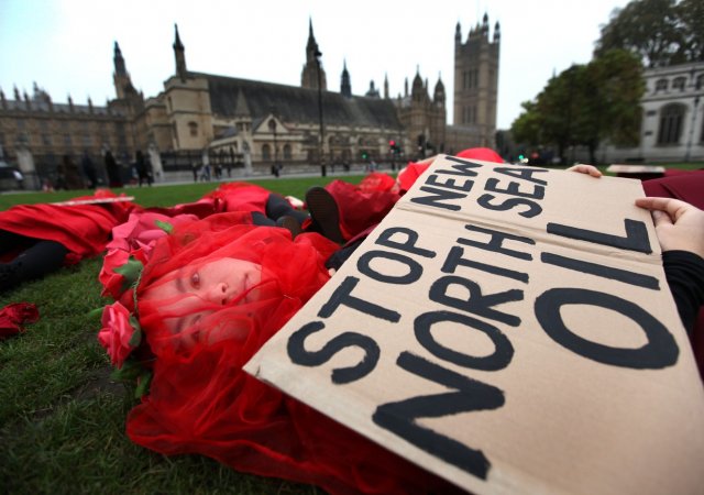 Greenpeace má platit 345 milionů dolarů za blokování ropovodu, potvrdil soudce