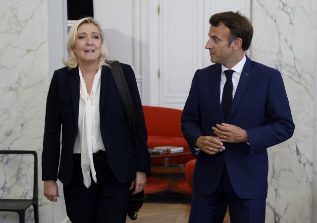 Marine Le Penová a Emmanuel Macron
