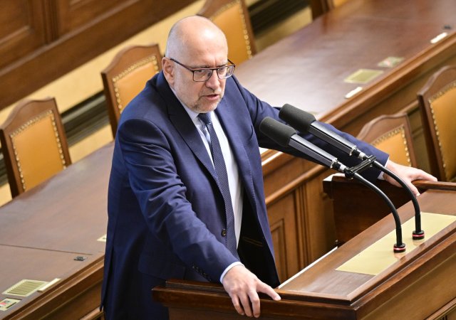 Ministr školství Mikuláš Bek