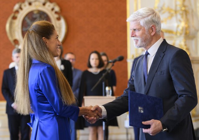 Prezident Petr Pavel jmenoval poslankyni a místopředsedkyni ODS Evu Decroix ministryní spravedlnosti