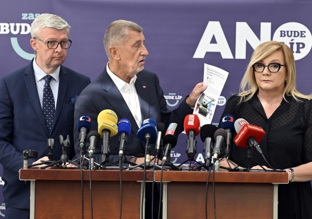 ANO neuspělo. Ústavní soudci penzijní reformu podrželi