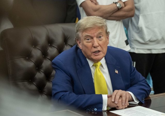 Donald Trump si chce vzít zahraniční investory i firmy jako rukojmí