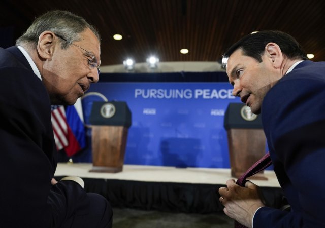 Americký ministr zahraničí Marco Rubio a jeho ruský protějšek Sergej Lavrov