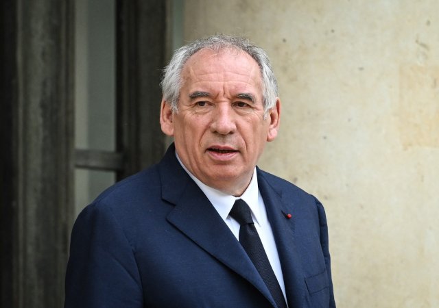 Premiér François Bayrou