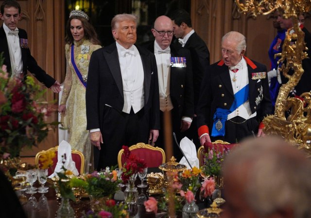 Donald Trump s Karlem III.