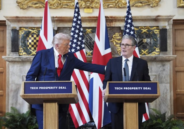 Putin mě zklamal, řekl Trump Starmerovi