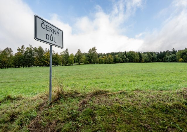 Správa KRNAP koupila pozemky v Černém Dole, aby zastavila výstavbu apartmánů