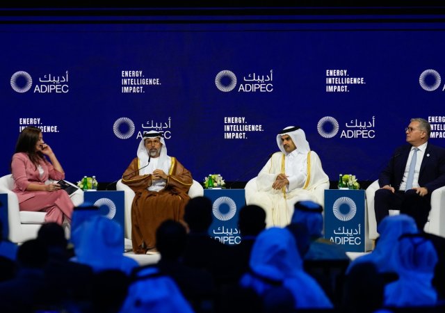 Evropě hrozí energetická rána. Katar zvažuje stopku LNG kvůli unijním regulím