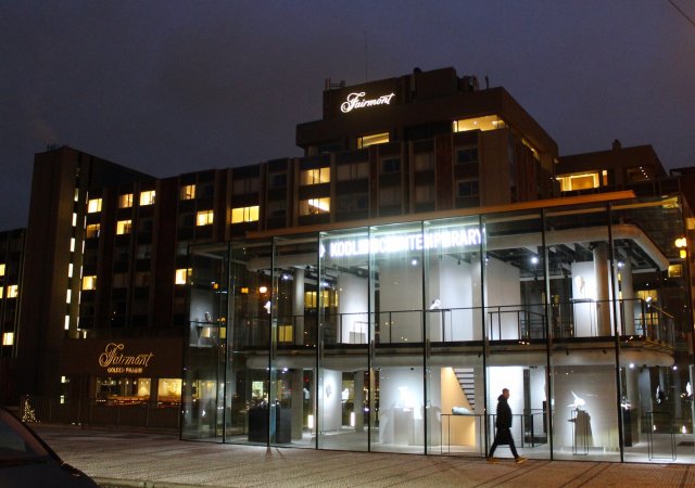 Hotel Fairmont Golden Prague, bývalý InterContinental