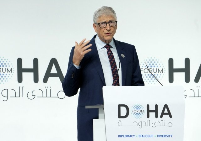 Bill Gates na konferenci v Quataru