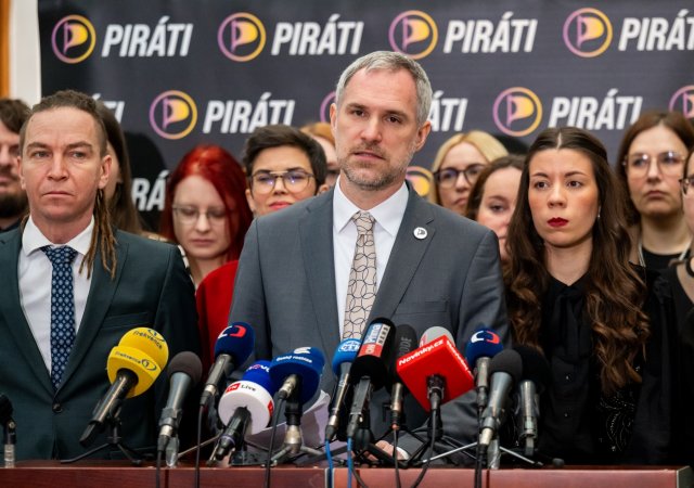 Piráti