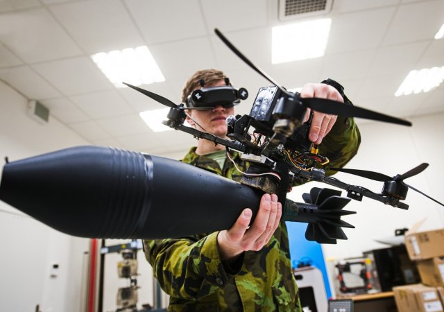 Němci a Ukrajinci spustili společnou výrobu dronů