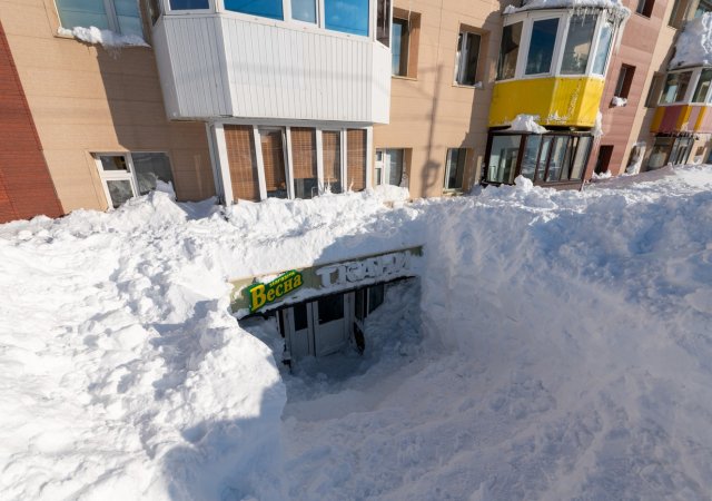 Kamčatka se potýká s přívaly sněhu, největšími za půl století