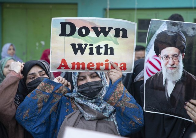V destinacích Blízkého východu je několik tisíc Čechů
