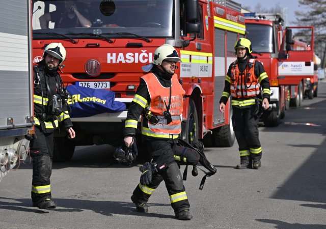 Požár v Meoptě: hasiči zasahovali pět hodin, škoda 50 milionů, foto ilustrační