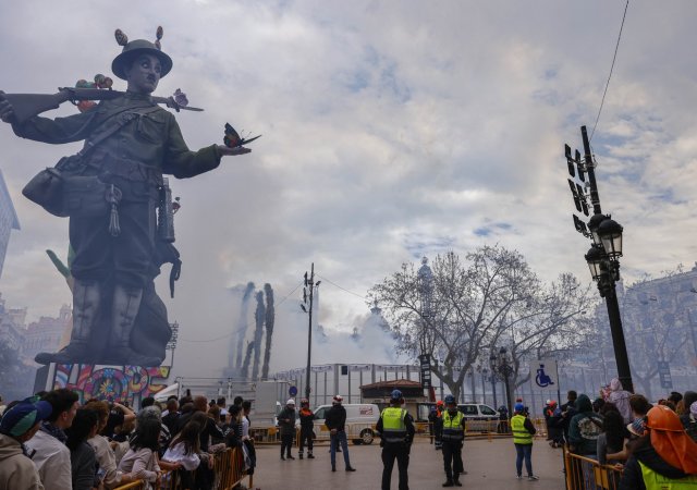 Valencie opět slaví Fallas, figuríny zesměšňují i Trumpa, Putina či Netanjahua