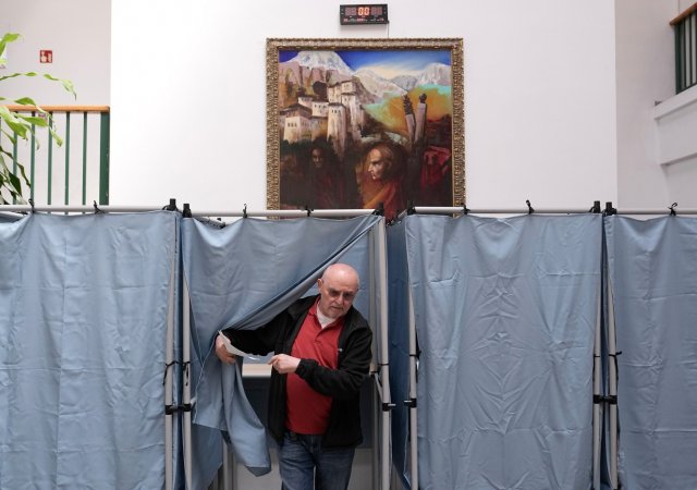 V maďarských volbách se rýsuje rekordní účast, už hlasovalo přes polovinu voličů