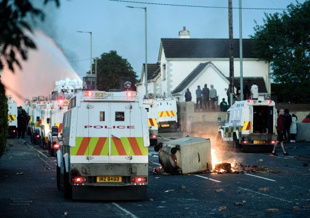 Rasisticky motivované nepokoje v severoirském Belfastu