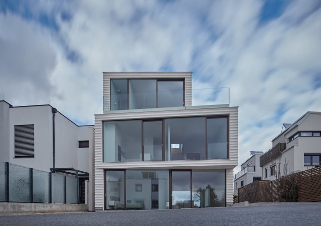 Vilu u Vídně navrhl český architekt.