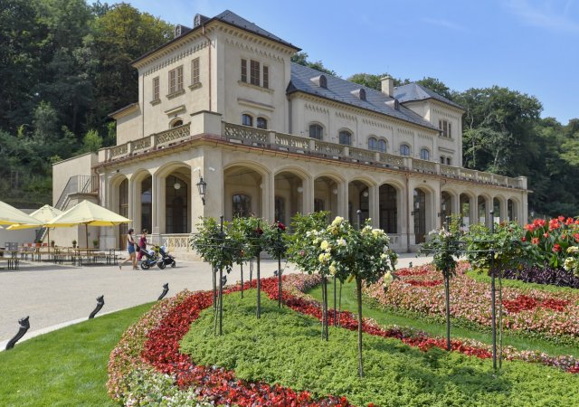 Dostavba Šlechtovy restaurace se táhne řadu let
