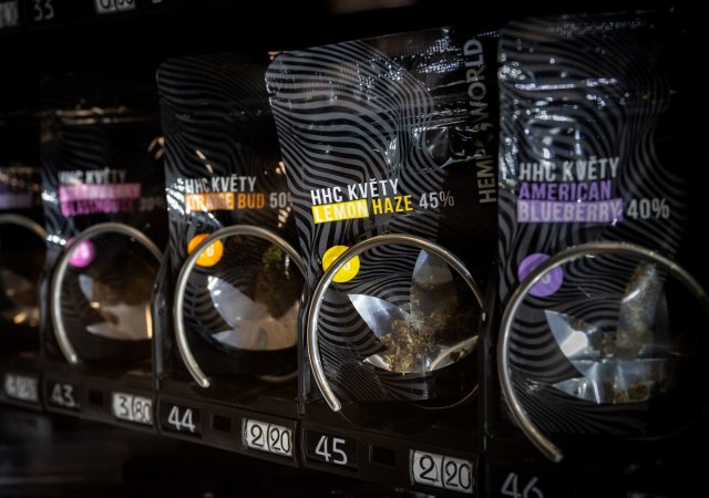 Babišova vláda chystá zákaz HHC